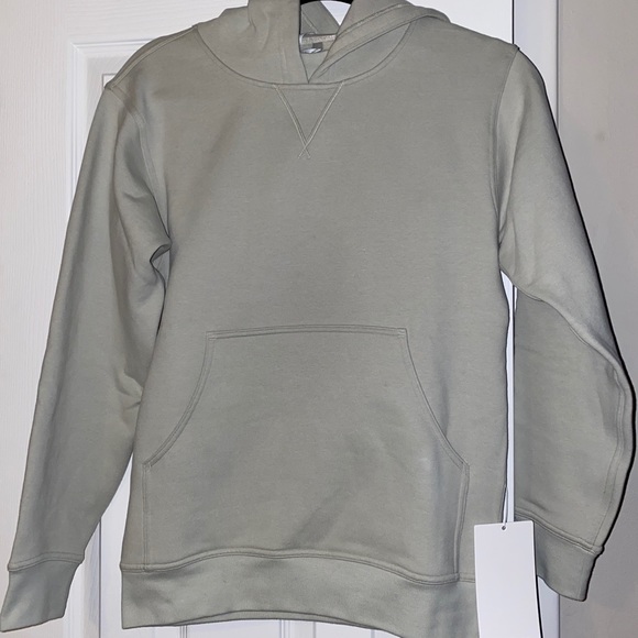 NWT lululemon sweatshirt hoodie - Picture 2 of 4